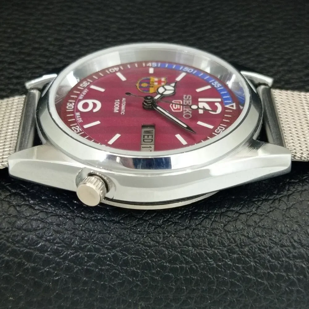 Vintage 1982 FCB Seiko Automatic Mens Silver Watch W/daydate & Red accents